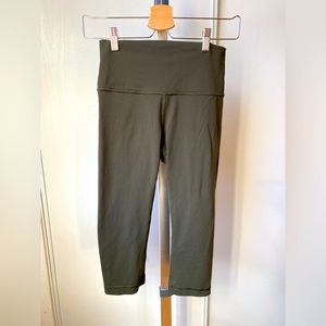 Lululemon Wunder 17” size 6 | dark olive